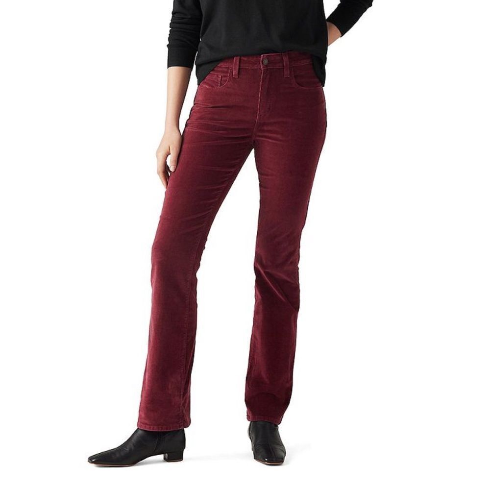 Levi's 725 High Rise Bootcut Corduroy Jeans in Windsor Wine- Size 33x32